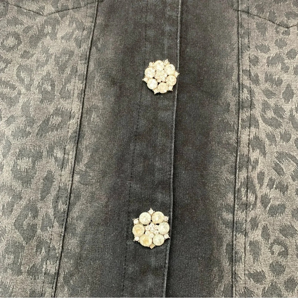 Quacker Factory Jacket XL Black Leopard Animal Print Sparkle Buttons Stretch - Picture 8 of 15